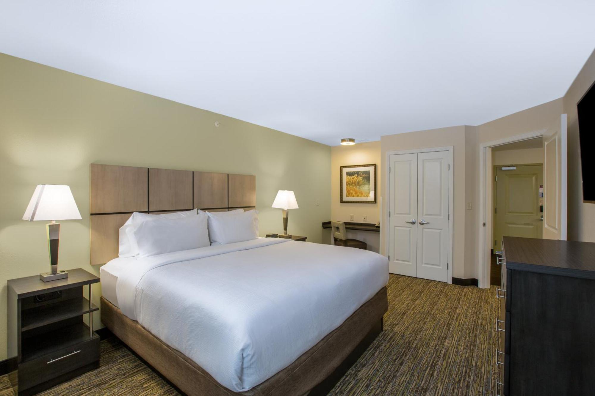 Candlewood Suites Bellevue Exterior photo